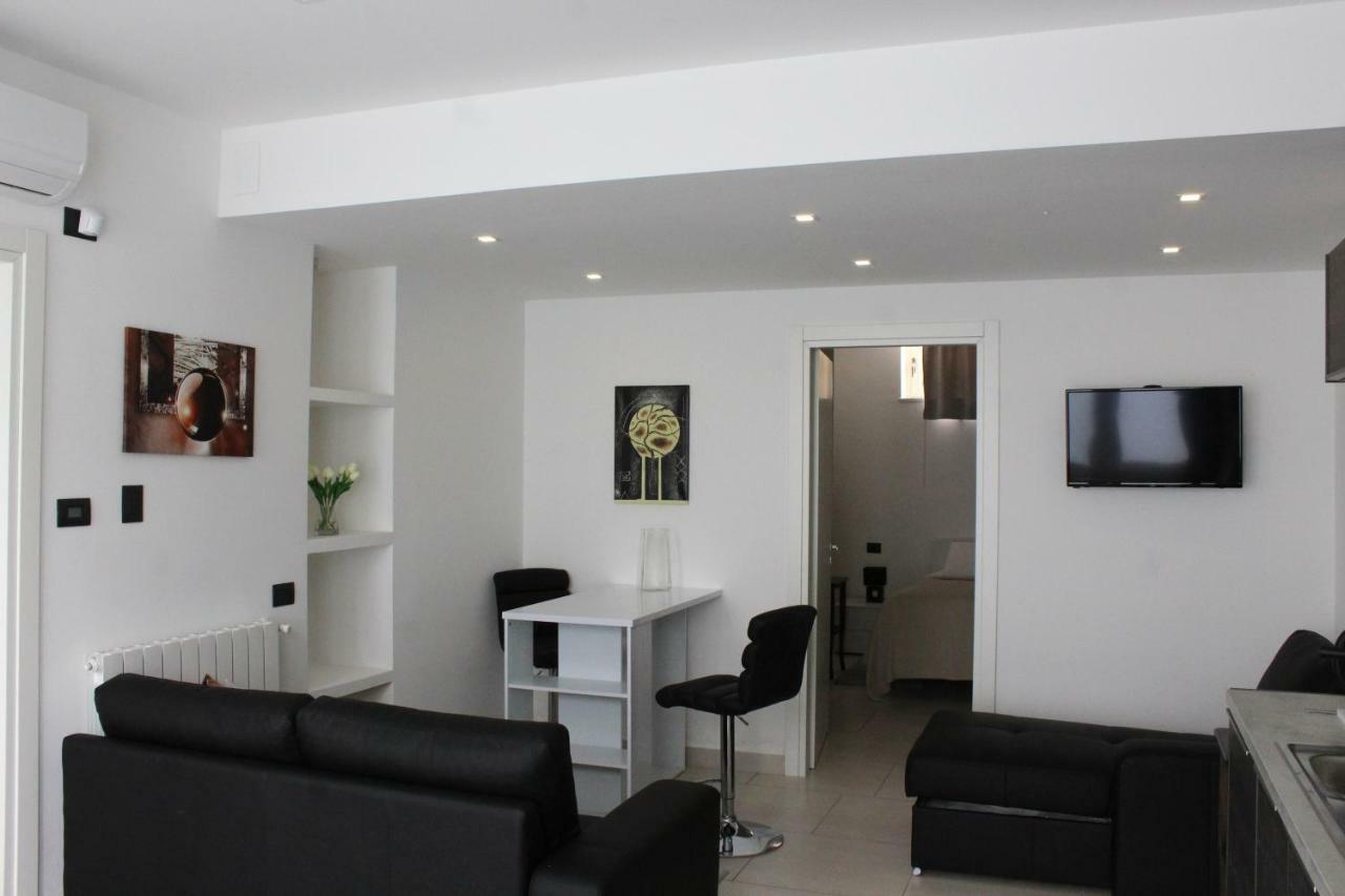 Villa Nina 2013 Appartamento Ταορμίνα Εξωτερικό φωτογραφία